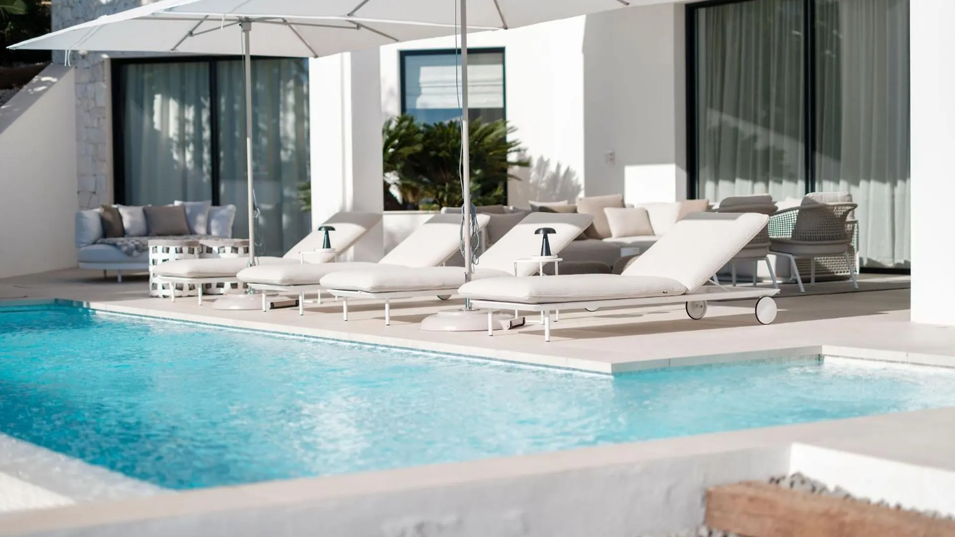 Villa Royale, Moderna Villa Con Piscina Y Vistas Al Mar Марбелья