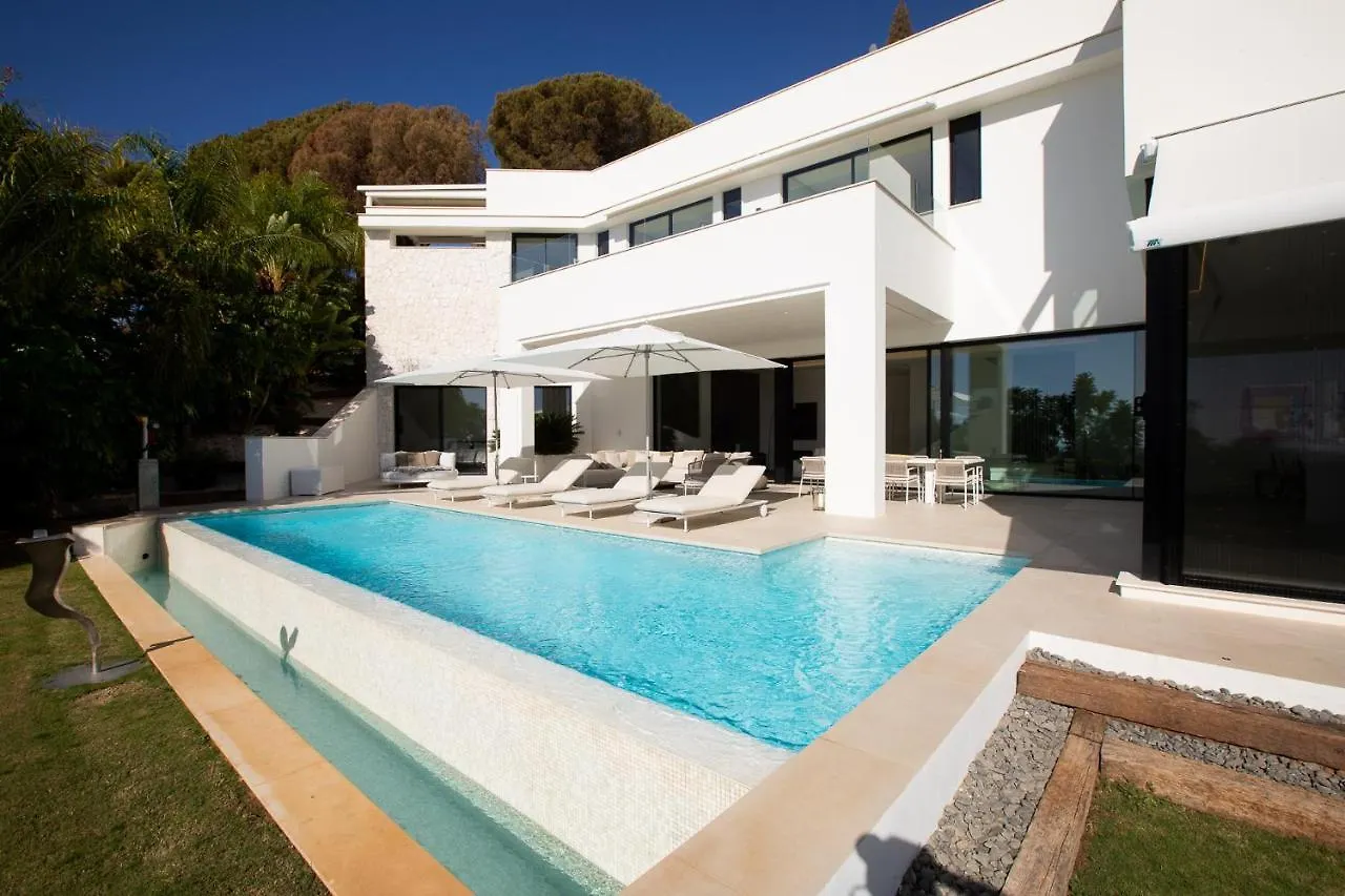 Villa Royale, Moderna Villa Con Piscina Y Vistas Al Mar Марбелья 0*,  Испания